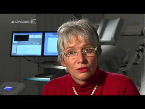 Erste Hilfe für hypertensive Krise vor der Ankunft der Ambulanz Viburnum Eigenschaft für Hypertonie