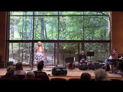 Ruth Reinsoo -  Annan käe