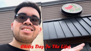 Day In The Life As A Chilis To Go Specialist!