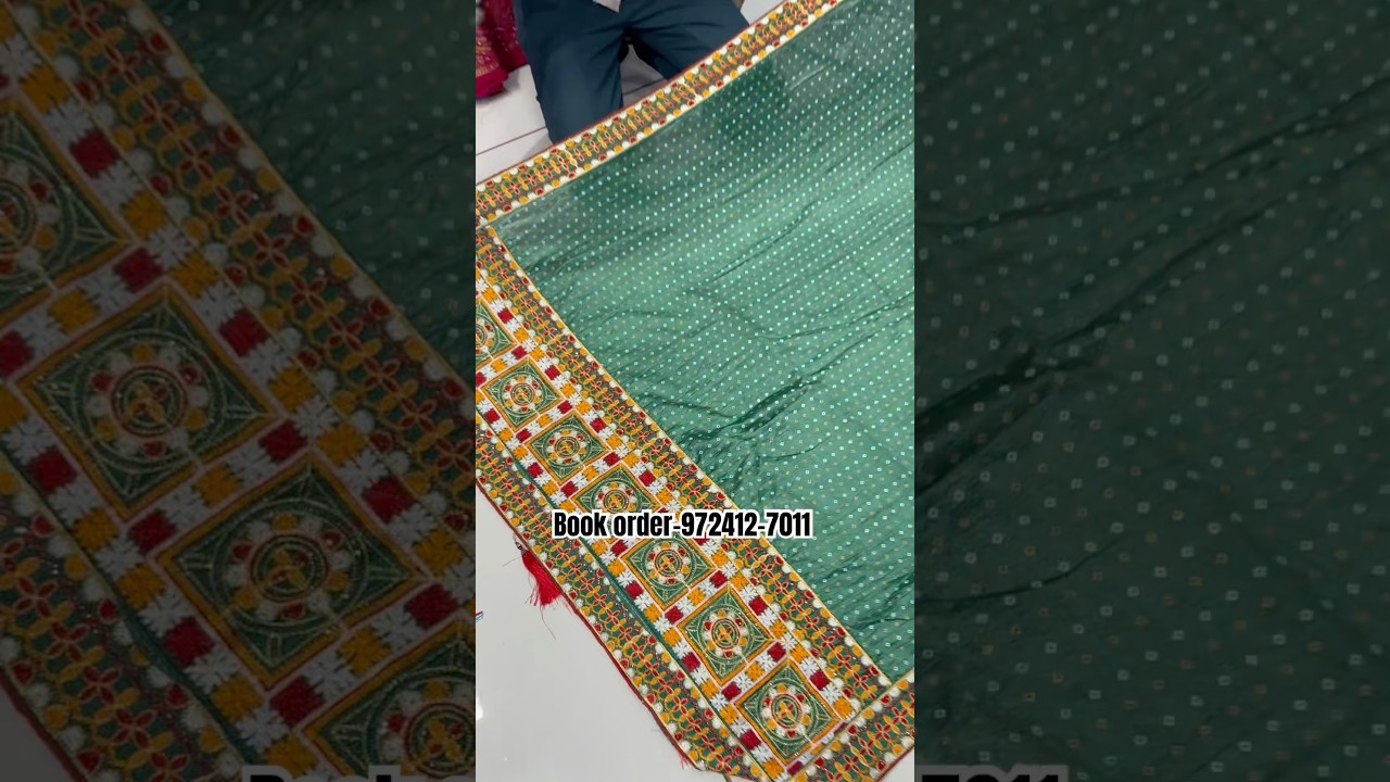 A very beautiful pure kachhi bandhani green color Sarees #instagram #instagram #shorts #trending