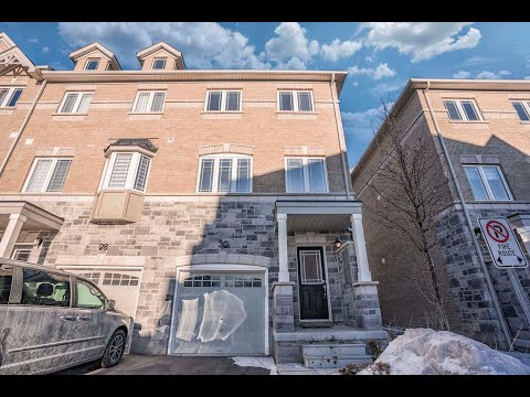 30 Waterstone Way, Whitby, ON