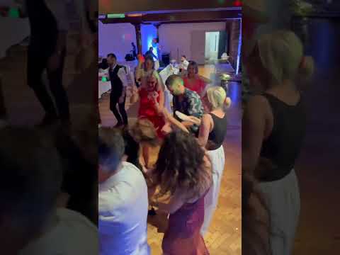 DJ Laura Mac video.