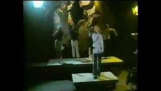 Johnnie Ricco feat Zig Zag - Runaround Sue - '45' [Rock on 45] TX: 28/11/1974