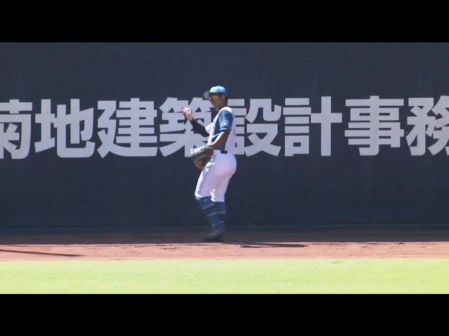 【ファーム】ファイターズ・今川優馬 レフト後方の打球をジャンピングキャッチ!!  2023年9月1日 北海道日本ハムファイターズ 対 東北楽天ゴールデンイーグルス