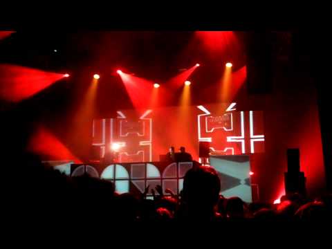 Silent Frequencies (Electro Alternativ 7 - Code - 17/09/2011 - Le Bikini - Toulouse)