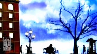 Download lagu Iwan Fals - Manusia 1/2 Dewa mp3