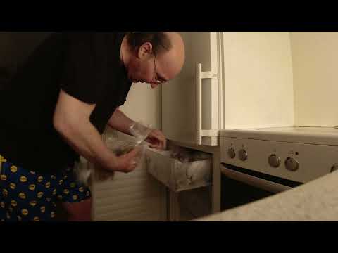 MongoTV_10697 - Min Natmad - Ristet TOASTBRØD Med TAHIN og OST