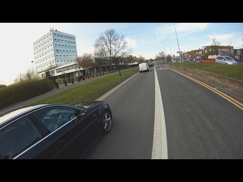 OV10AOY - No Hands On Wheel - Two Hands On Phone
