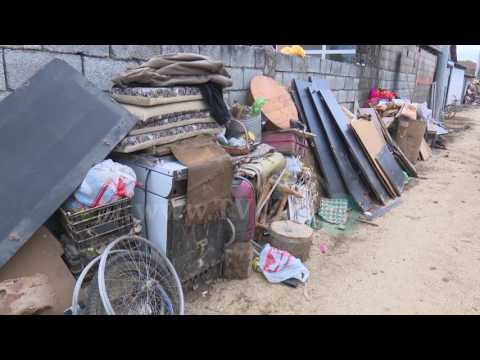 3 VËLLEZËR HUMBIN 3 SHTËPITË, FAMILJET ABAZI E TAHIRI PËSOJNË KEQ NGA VËRSHIMET