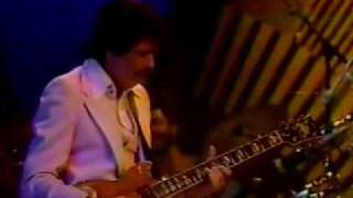 George Benson &amp; Carlos Santana - Valdez in The Country