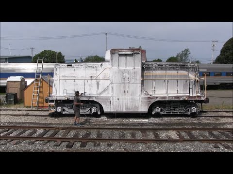 G&U 10 restoration: Power washing for paint preparation