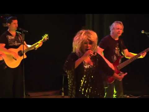 Thomas Richter mit Wanda und Tina Turner Covershow