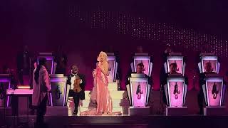 Lady Gaga - I Can't Give You Anything But Love, Baby (Live in Las Vegas)