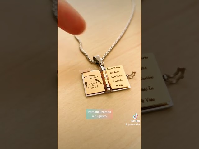 Vídeo relacionado con Humdcdy Collar con dije de libro, collar con colgante de libro personalizado, collar de lectura, joyería de libros, collar para amantes de los libros, collar de libro abierto para niños y niñas,