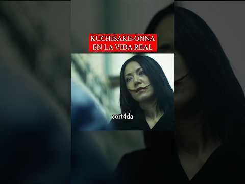 Woman with the cut mouth 😰💀 (kuchisake-onna)