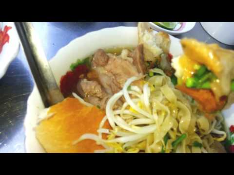 Street food, noodle breakfast, a Cambodian most popular breakfast