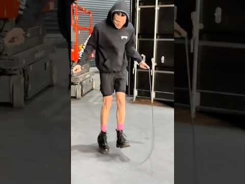 YUNGBLUD - on set for hello video #yungblud #shorts