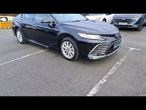 Toyota Camry HYBRID AUTO - Image 2