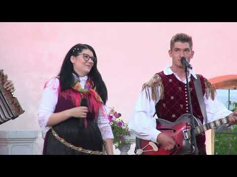 Ansambel Grand kvintet - Mlada ženka (v živo)