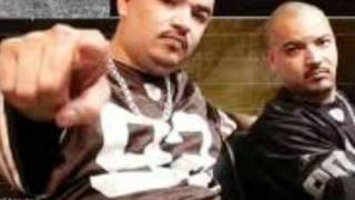 Akwid vs Banda Machos - Esta Cobardia