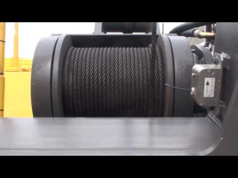 PL3005 VOLVO - The winch from the front