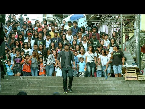 Ambondrona - Tiako hitoetra (Clip officiel)