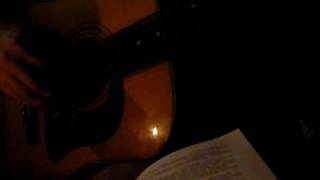 Herbstgewitter über Dächern