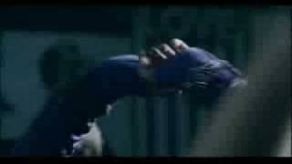 Love Revolution - Avril Lavigne - Comercial Oficial