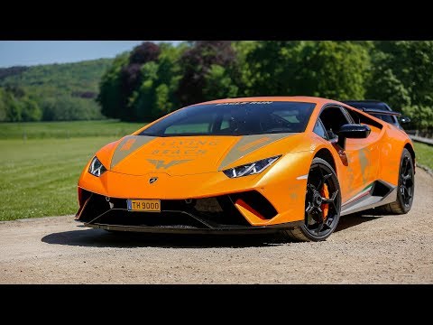 Lamborghini Huracan LP640-4 Performante - Crazy Fast Accelerations !