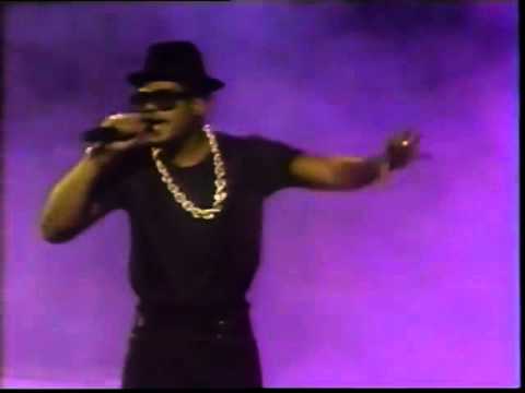 Run DMC & Aerosmith - Walk This Way - MTV LIVE.mp4
