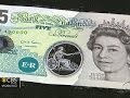 Bank of England switches from paper to plastic currency