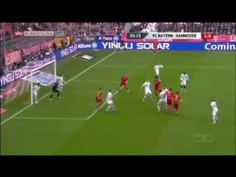 Javi Martinez Over Head Kick Goal (First For Bayern) v Hannover