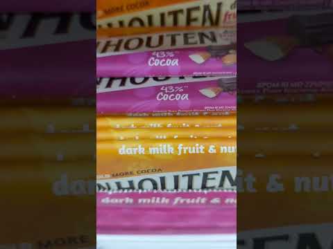 VAN HOUTEN DARK MILK FRUITS & NUTS CHOCOLATE #asmr #viral #shorts #chocolateasmr #hazels.channel3293