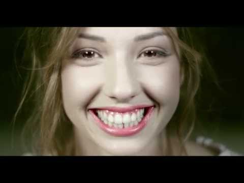 Petra Kovačević - Neka uče od nas (OFFICIAL VIDEO 2014)