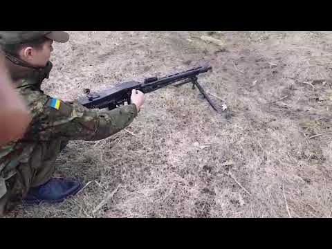 Стрельба из MG-53 моими холостыми.