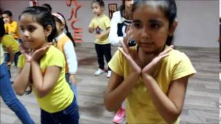 Abhi Toh Party Shuru Hui Hai Kids Dance Choreography by The Dance Mafia Mohali