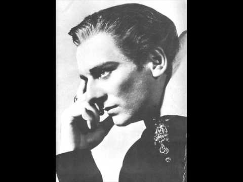 Hamlet 3.4 (Gielgud) The Closet Scene with Gertrude