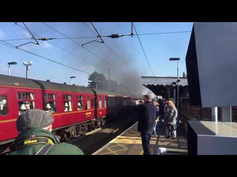 70013 Oliver Cromwell Steam Locomotive