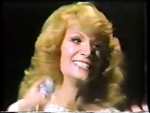 Johnny Cash/Ronnie Milsap/Dolly Parton/Emmylou Harris/Kenny Rogers/Dottie West/Grandpa Jones & more.