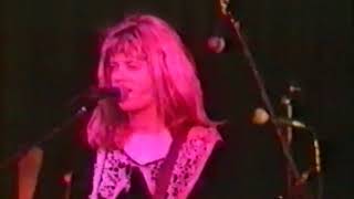 Babes in Toyland -  Lashes (live 1991)