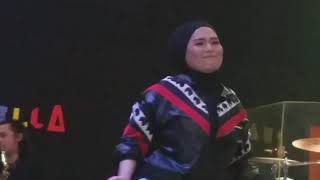 Download lagu DEA MIRELLA - MILIKI AKU /Cipt.Anang mp3 Download lagu DEA MIRELLA - MILIKI AKU /Cipt.Anang mp3