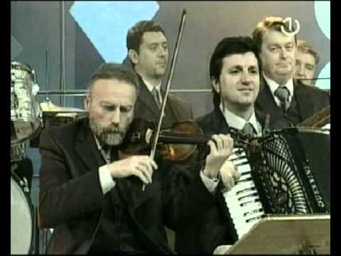 Edin Šarić ''Pokraj kuće male''