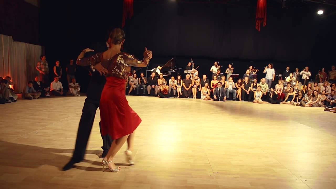 Rodrigo Rufino & Gisela Passi - 1/2 - Tango Roots - ¡Qué falta que me hacés! - Roulotte Tango.