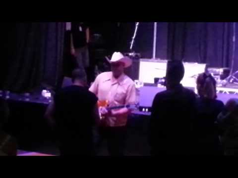 Deke Dickerson 'Chicken Run'