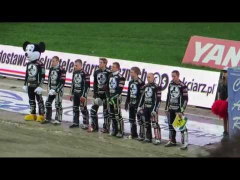 SPAR Falubaz Zielona Góra - Stal Gorzów 49:41 - Falubaz podczas hymnu - 14.09.2014