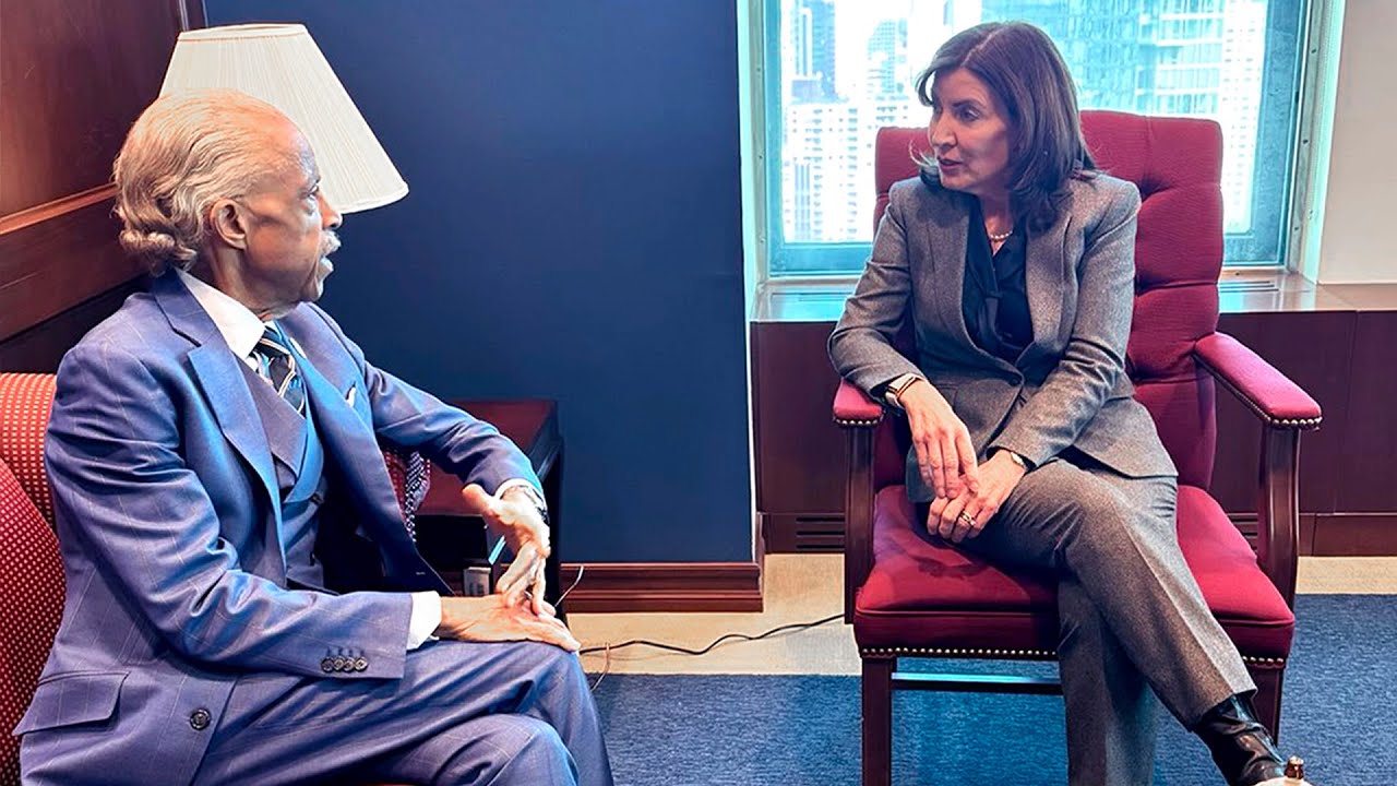 Gov. Hochul holds private meetings to consider fate of NYC Mayor Adams