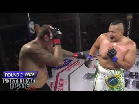 FREE FIGHT: Woody Roberts vs Justin Stuart North Iowa Fights 15