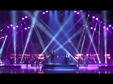 Art on Ice 2014 Sarah Meier & Art on Ice Dancers with Hurts - Silver Lining