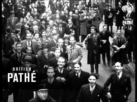 Student Demonstration, Paris, 1932 (1932)