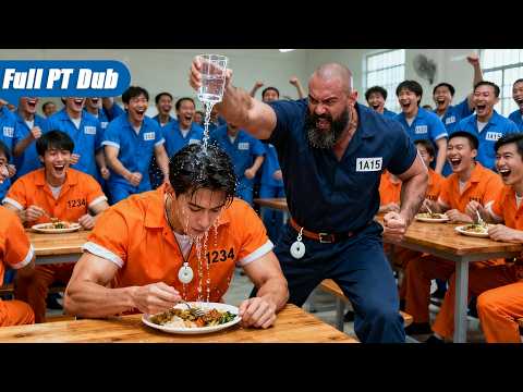 Deus da guerra disfarçado de preso! Sofre bullying, para balas com as mãos e assusta todos!